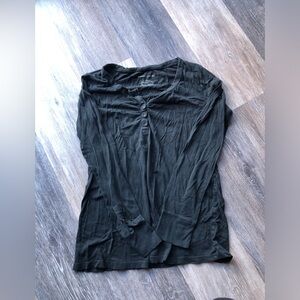 Liz Lange Maternity Black Long Sleeve Top Size Small